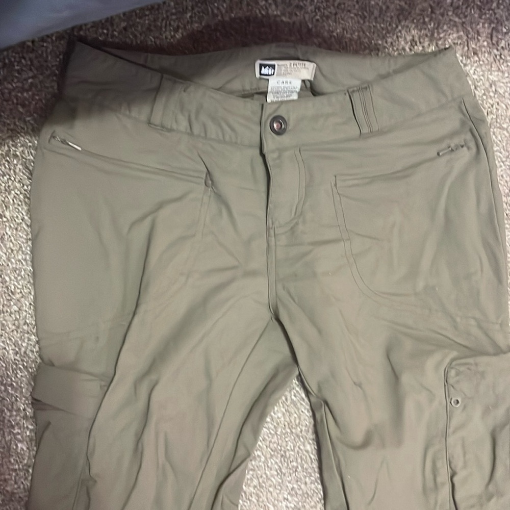 Rei Burnt Olive Jeans. Size 2 petite